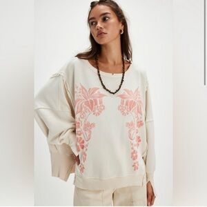 Free People - We The Free Graphic Camden. Size Small